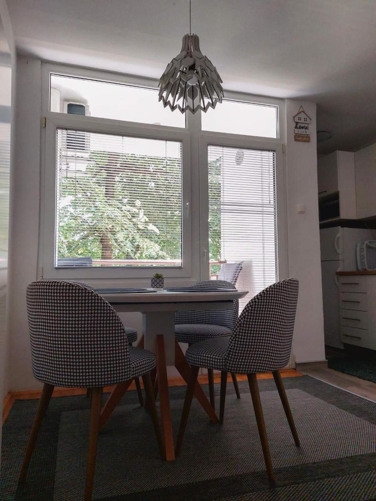 Apartman Rejna SJJ Eksteriør billede